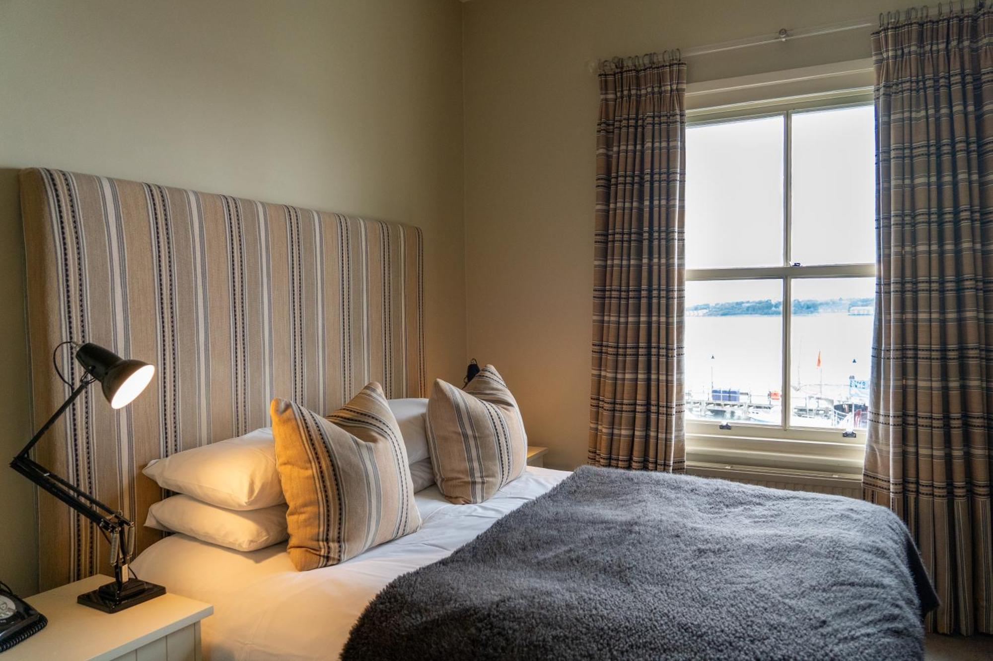 The Pier Hotel Гарвіч Екстер'єр фото